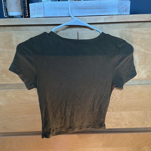 Zara Short-sleeve top  ($5 CLOSET SALE) - Picture 2 of 2